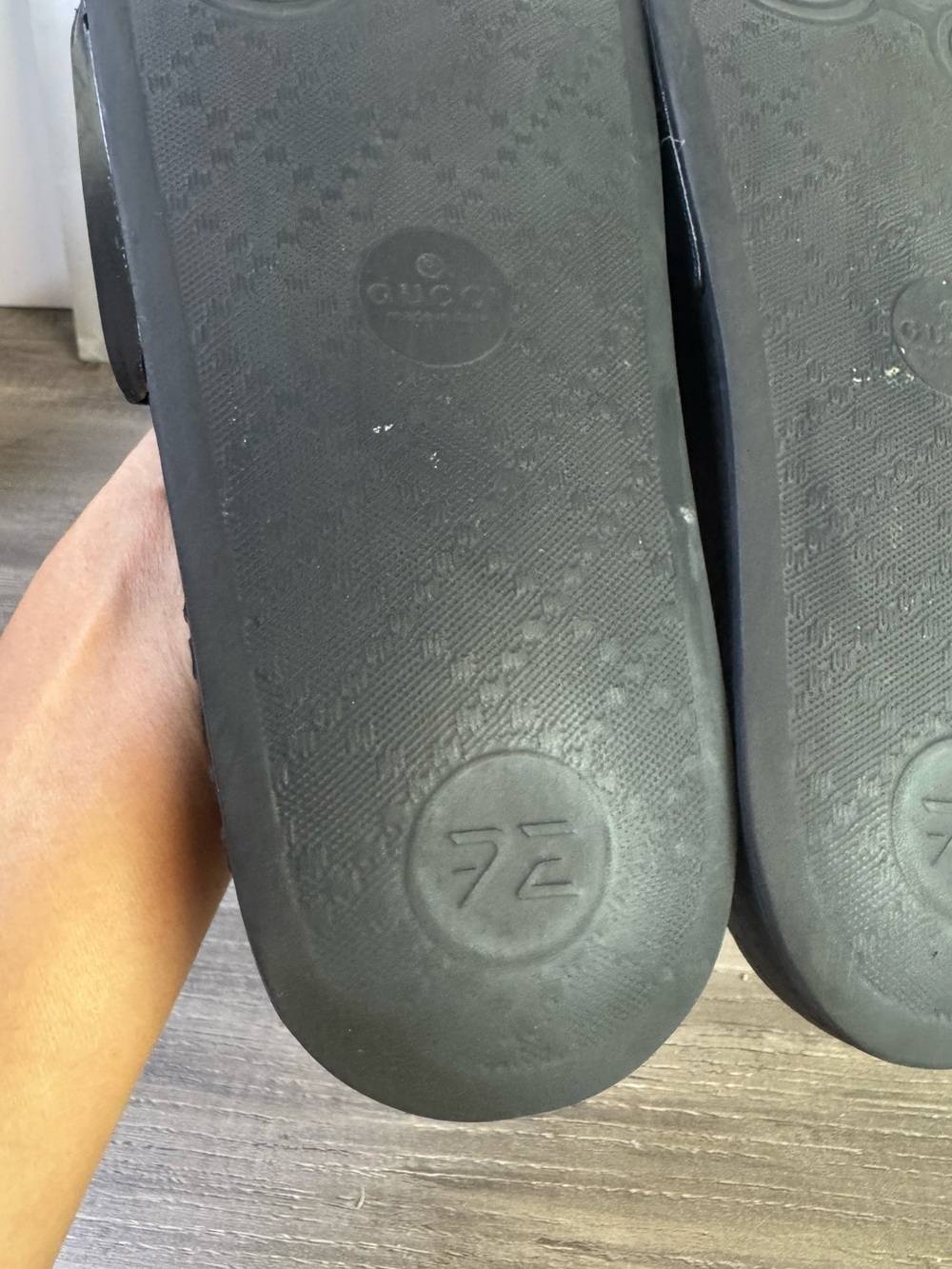 Gucci Interlocking logo GG Nero/Blanco Leather Slide Sandals size 7-7.5 $390 - Picture 10 of 11